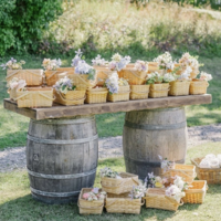 Bardisk på trätunnor bröllop