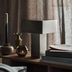 Bordslampa borstad krom