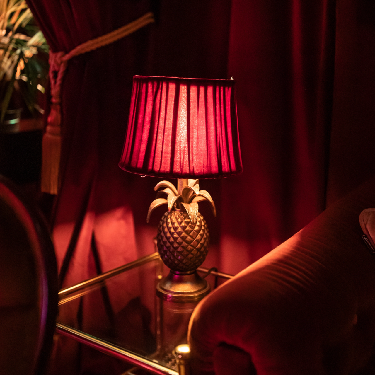 Bordslampa Ananas 34cm