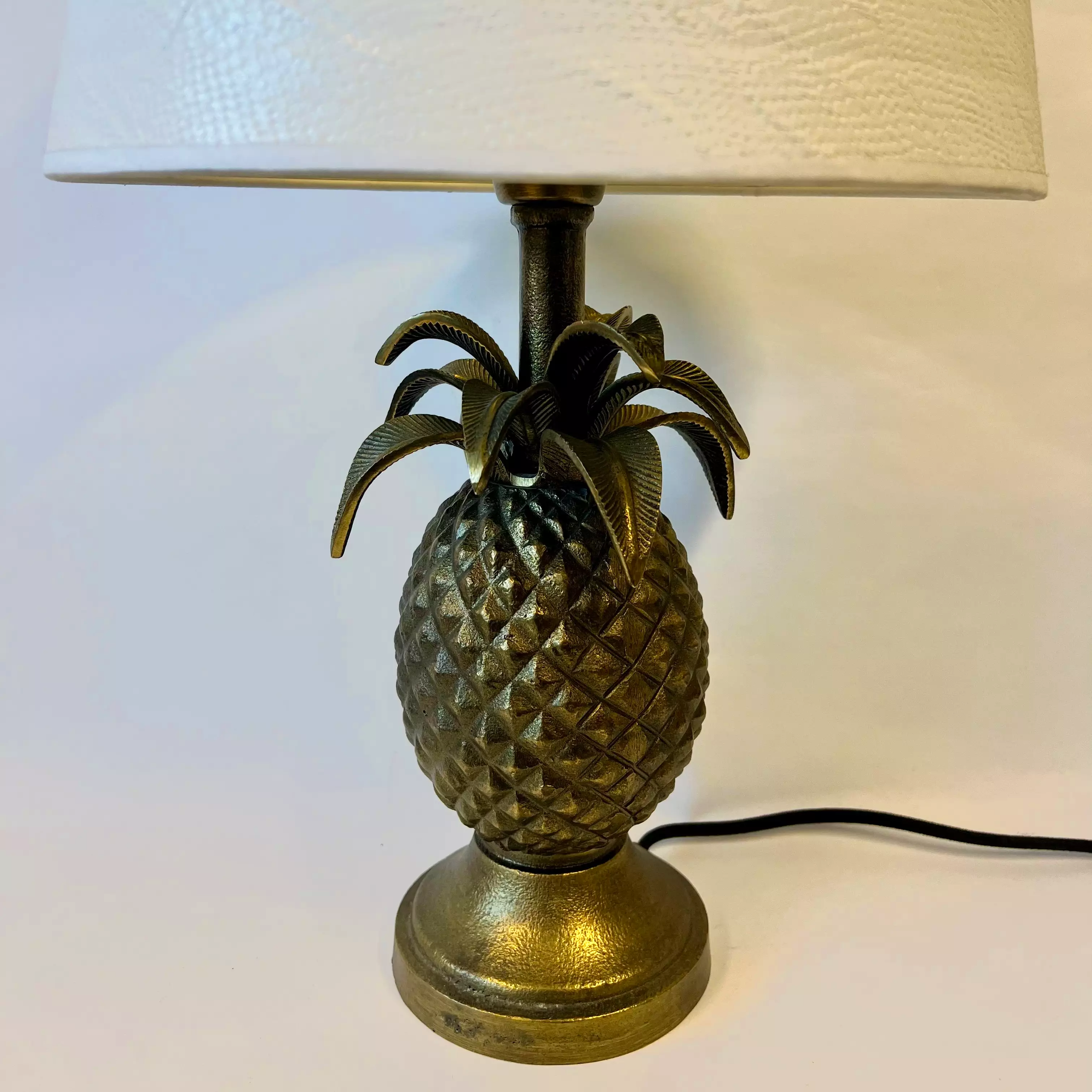 Bordslampa Ananas 34cm