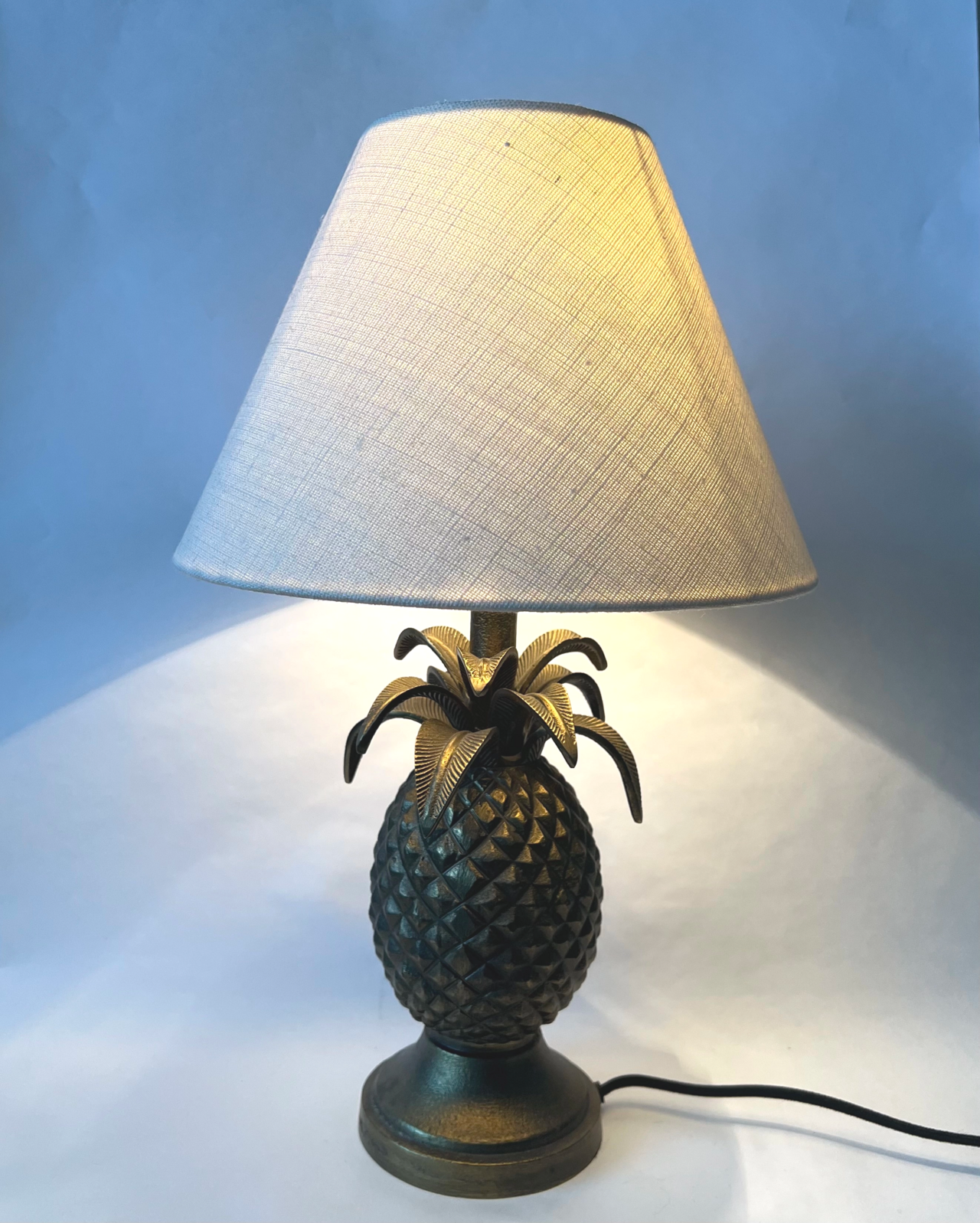 Bordslampa Ananas 34cm