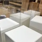 Displaypodie med plexihuv