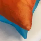 Kuddar neonfärger