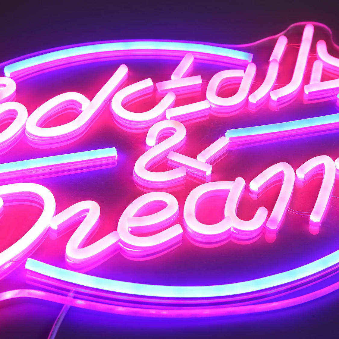 Neonskylt Cocktails & Dreams