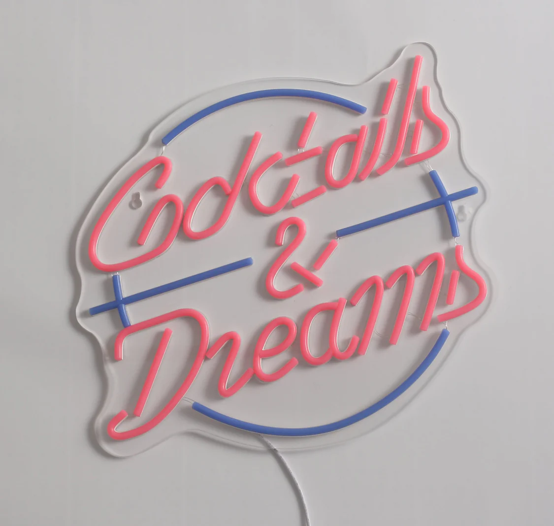 Neonskylt Cocktails & Dreams