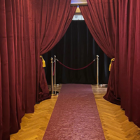 Teateröppning sammet