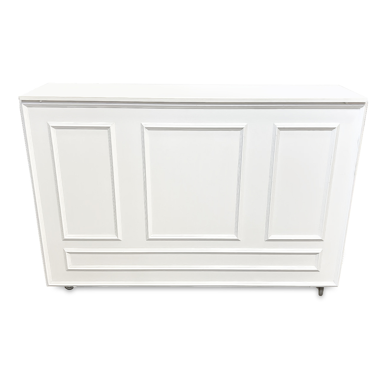 Bardiskfront vit med lister