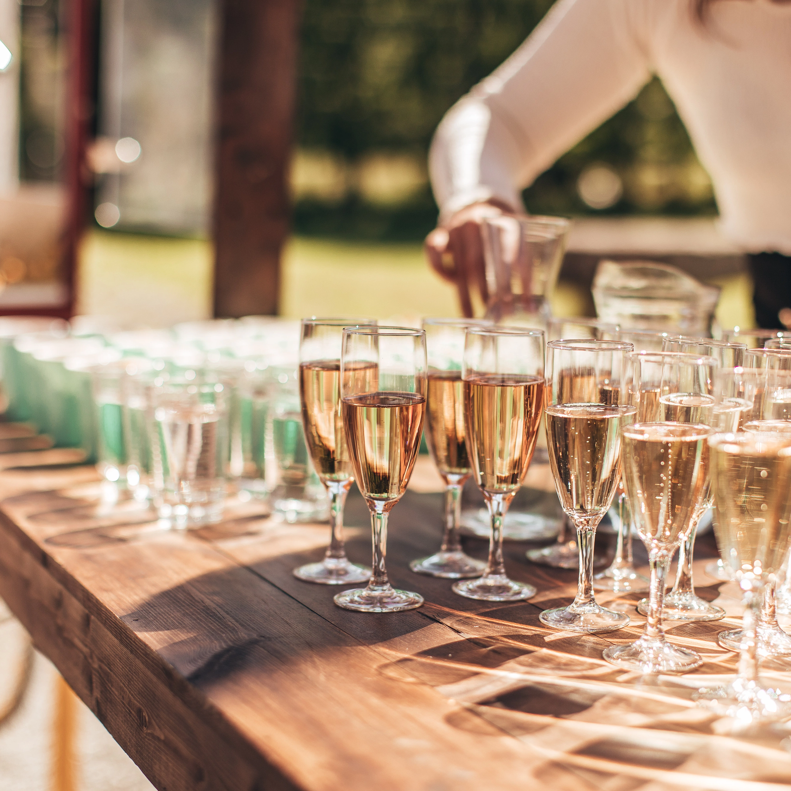 Bardisk på trätunnor bröllop