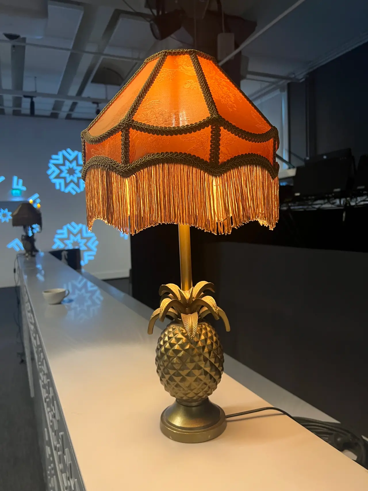 Lampskärm guld fransar