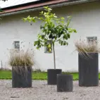 Kruka metall betonggrå