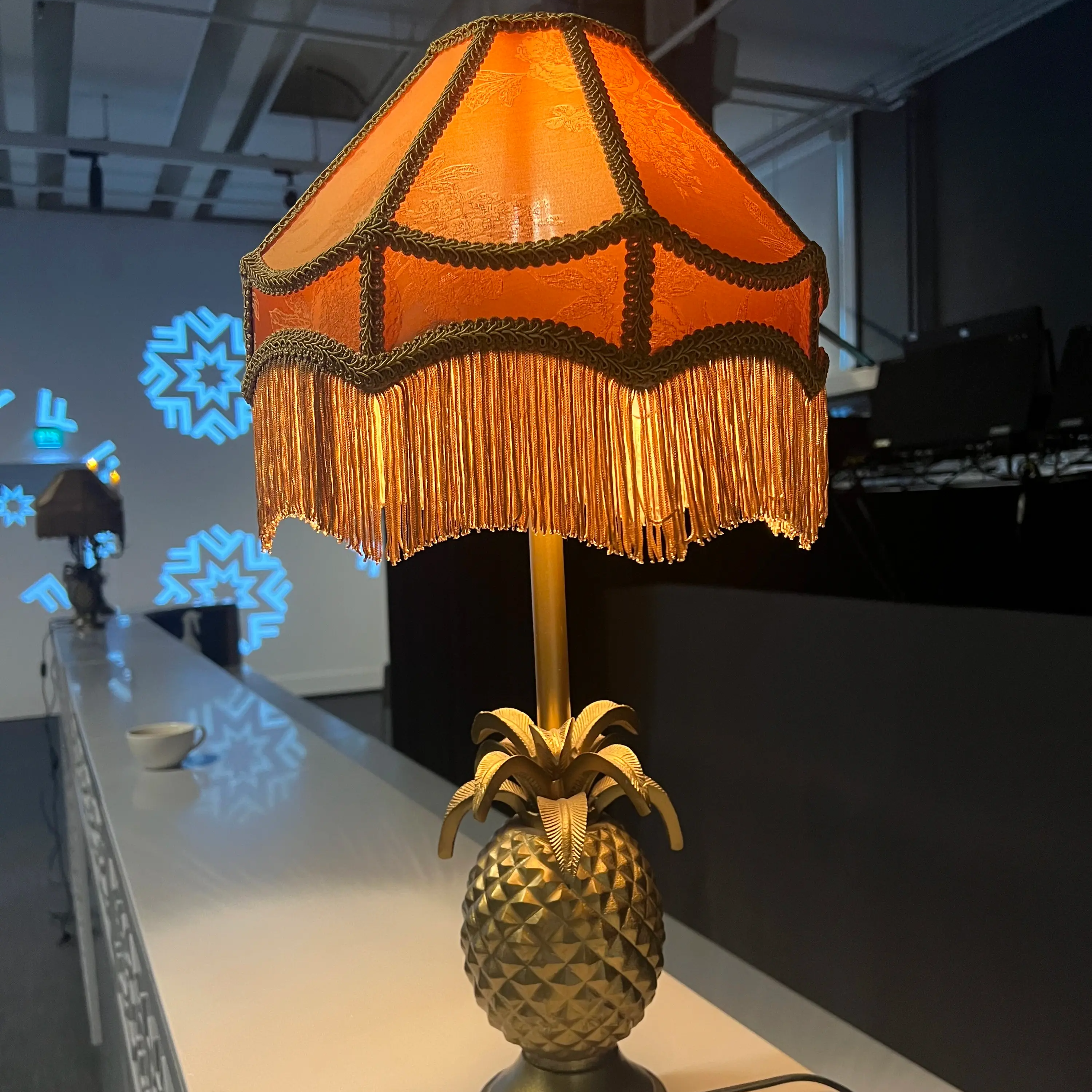 Bordslampa Ananas 45cm