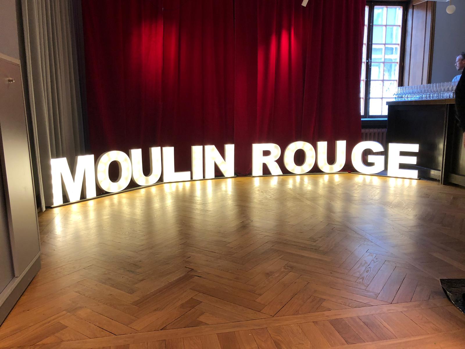 Moulin Rouge bokstäver