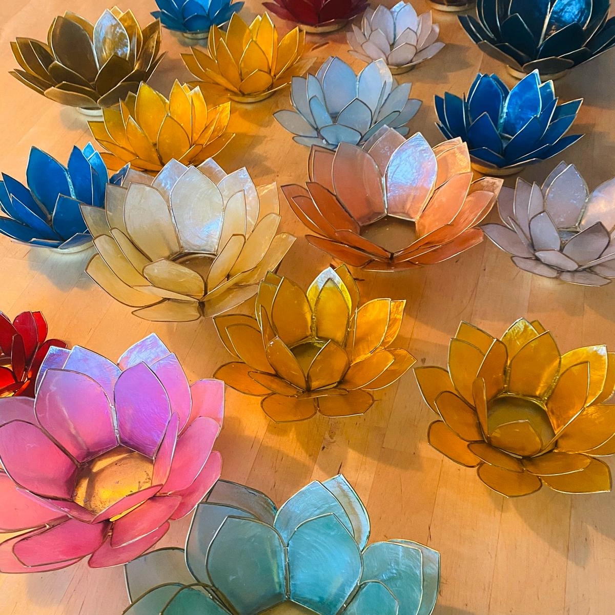 Ljuslykta Lotus
