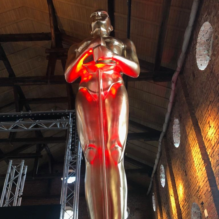 Oscarsstaty 183cm