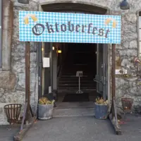 Oktoberfest portal trä