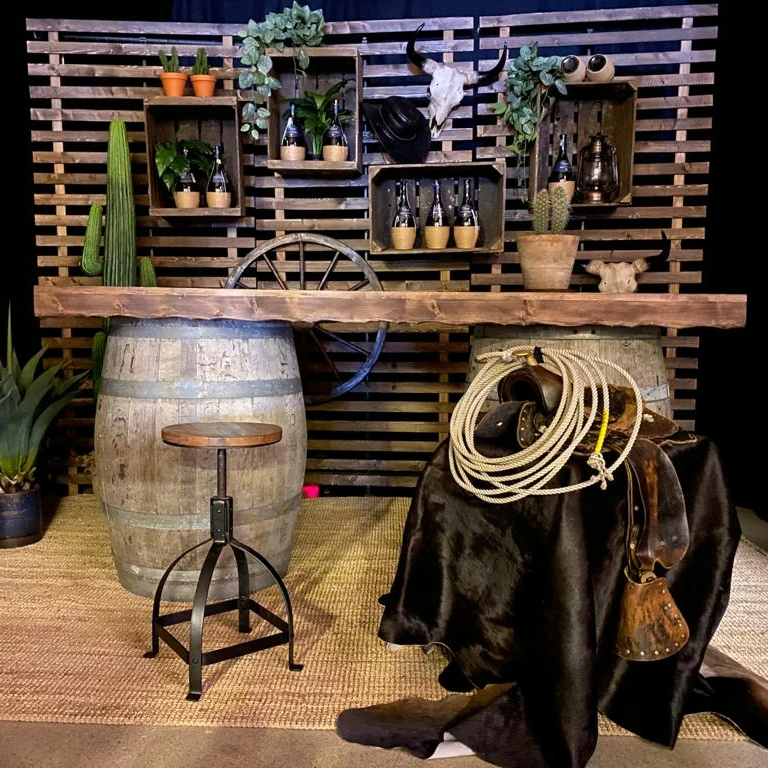 Bardisk på trätunnor western