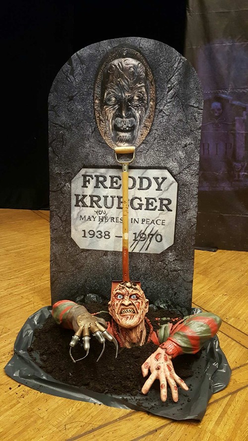 Gravsten Freddy Krueger