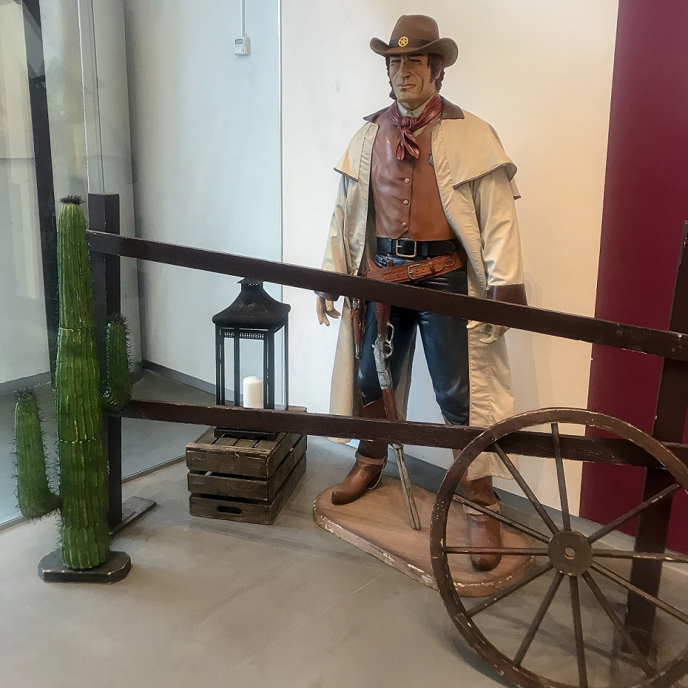 Cowboy H 185cm