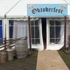 Oktoberfest portal trä