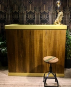 Bardisk träfront